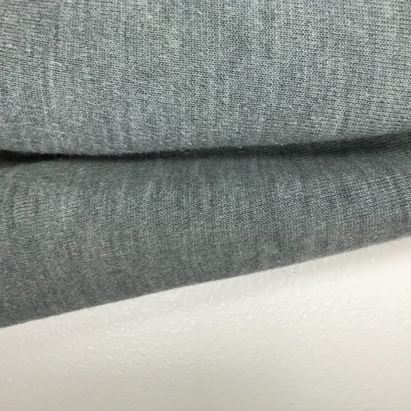 3/$20 Mossimo Gray Cardigan Sweater M - Picture 3 of 3